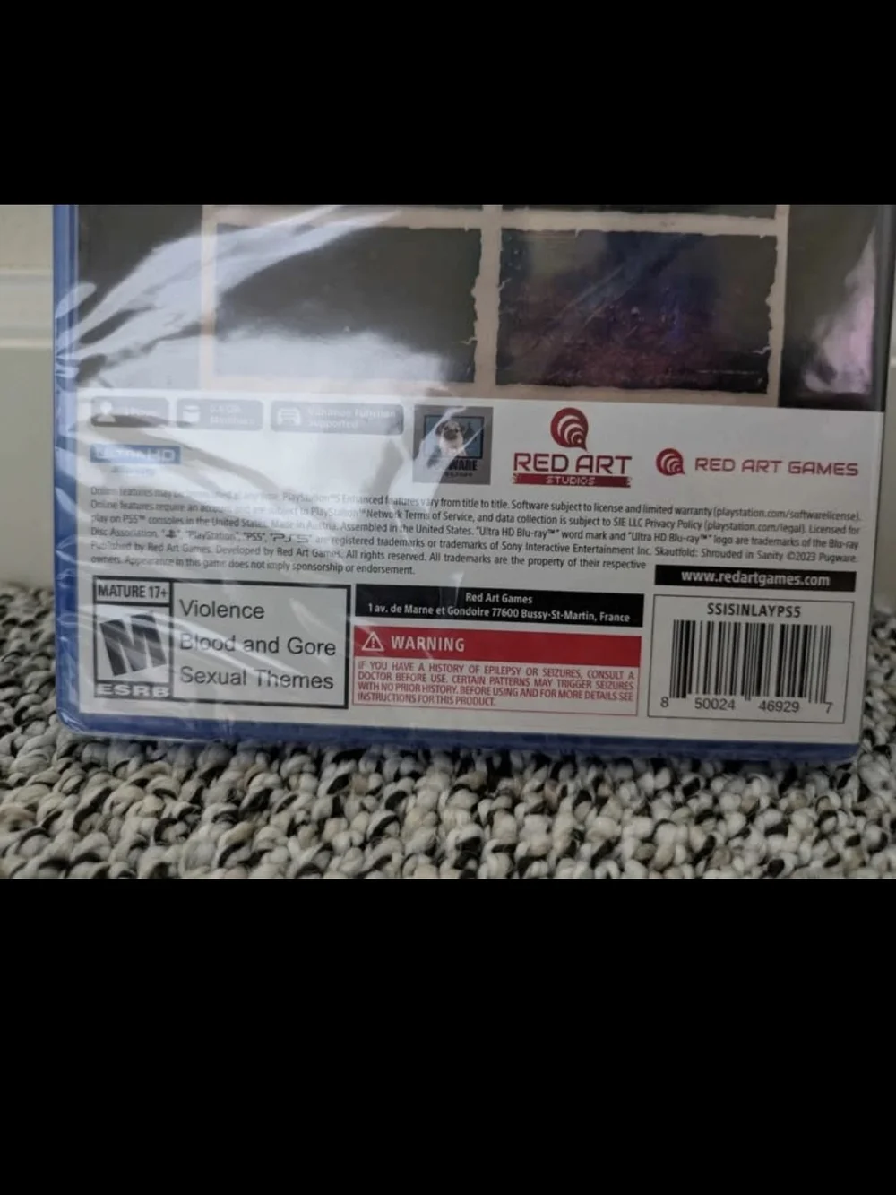 Sony PS5 Skautfold: Shrouded in Sanity - Black, White, Red